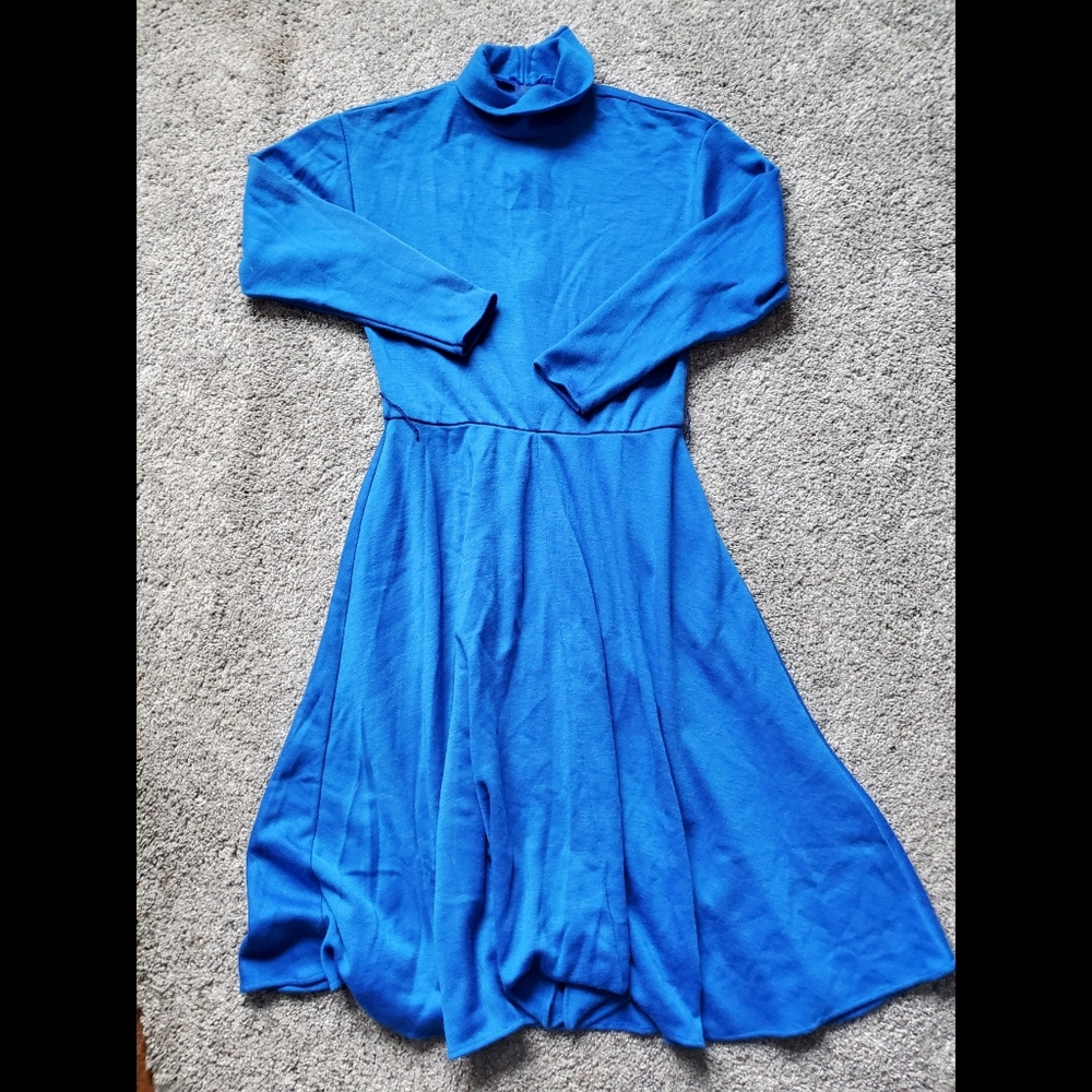 Vintage long sleeve high waisted turtle neck dress